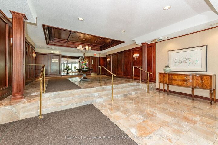 Property Photo:  1510 Riverside Drive 1702  ON K1G 4X5 