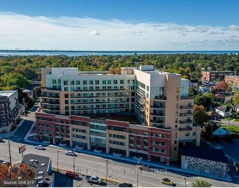 Property Photo:  652 Princess Street 1017  ON K7L 3Z9 