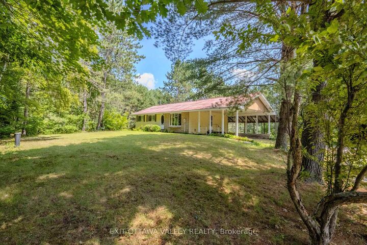 Property Photo:  323 Burnt Bridge Road  ON K0J 2E0 