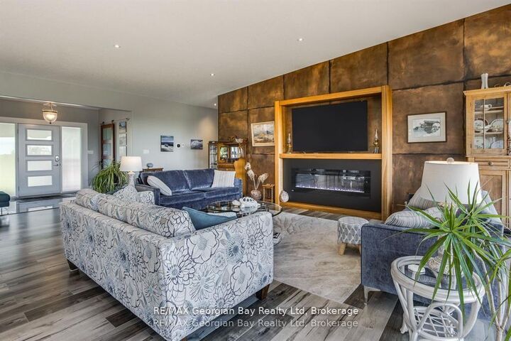 Property Photo: 165 Wilson Road ON L4R 4K4