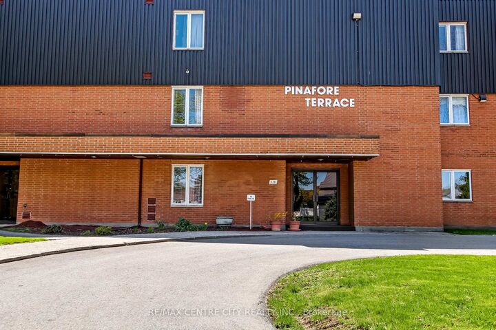 Property Photo:  125 Elm Street 11  ON N5R 1H9 