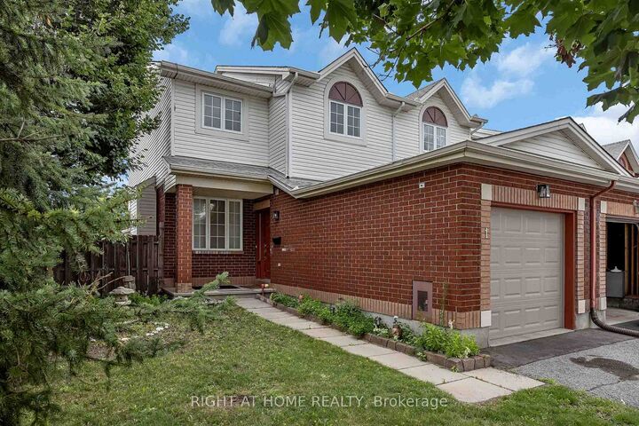 Property Photo:  1 Kincardine Drive  ON K2V 1B4 