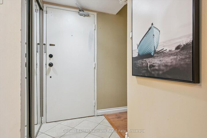 Property Photo: 7 Ajax Street 411 ON N1H 2A9