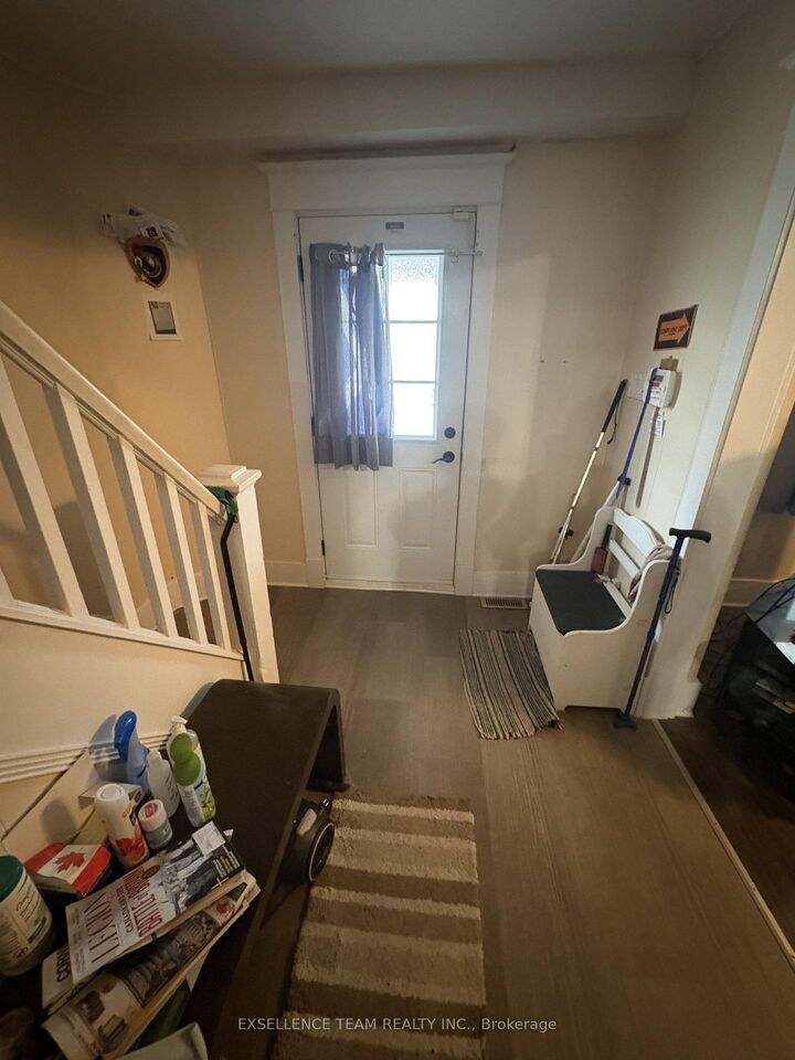 Property Photo:  348 Cumberland Street  ON K6J 4J1 
