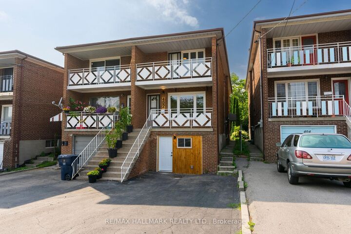 Property Photo: 402 Kingston Road Main ON M4L 1T9