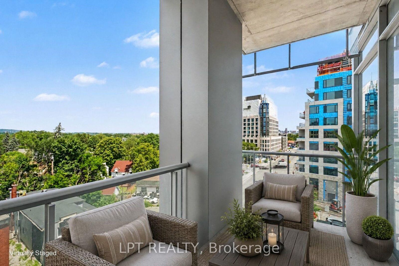 Property Photo: 88 Richmond Road 512 ON K1Z 0B1