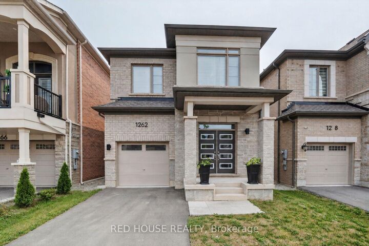 Property Photo: 1262 Trudeau Drive ON L9T 6H8