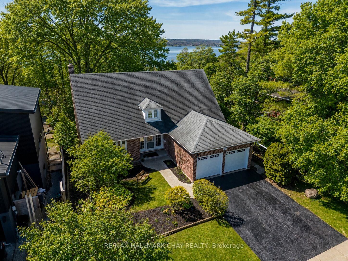 Property Photo: 365 Codrington Street ON L4M 1S9