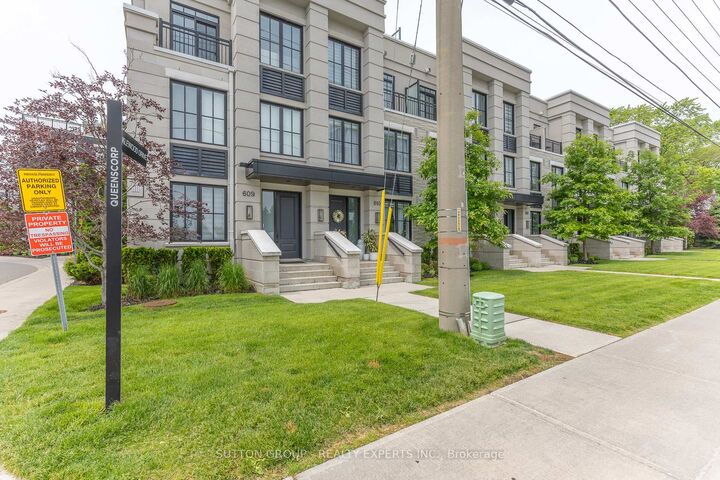 Property Photo: 1190 Cawthra Road 610 ON L5E 0B7
