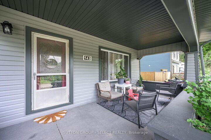Property Photo: 143 Canterbury Street ON N5C 1E1
