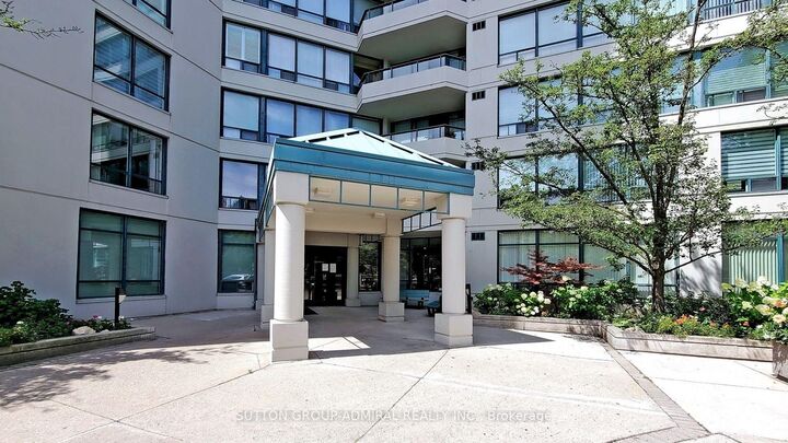 Photo de la propriété:  120 Promenade Circle 408  ON L4J 7W9 