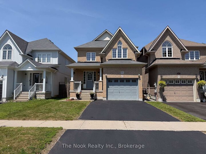 Property Photo:  10 Broome Avenue  ON L1E 0B1 