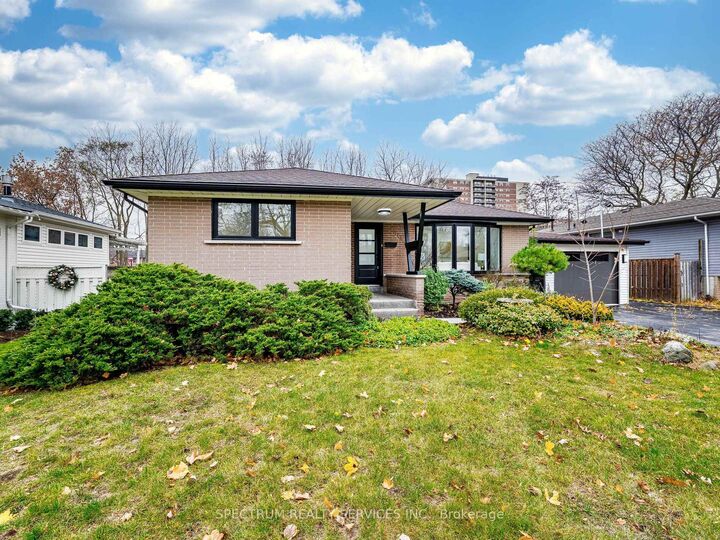 Property Photo:  914 Francis Road  ON L7T 3Y2 