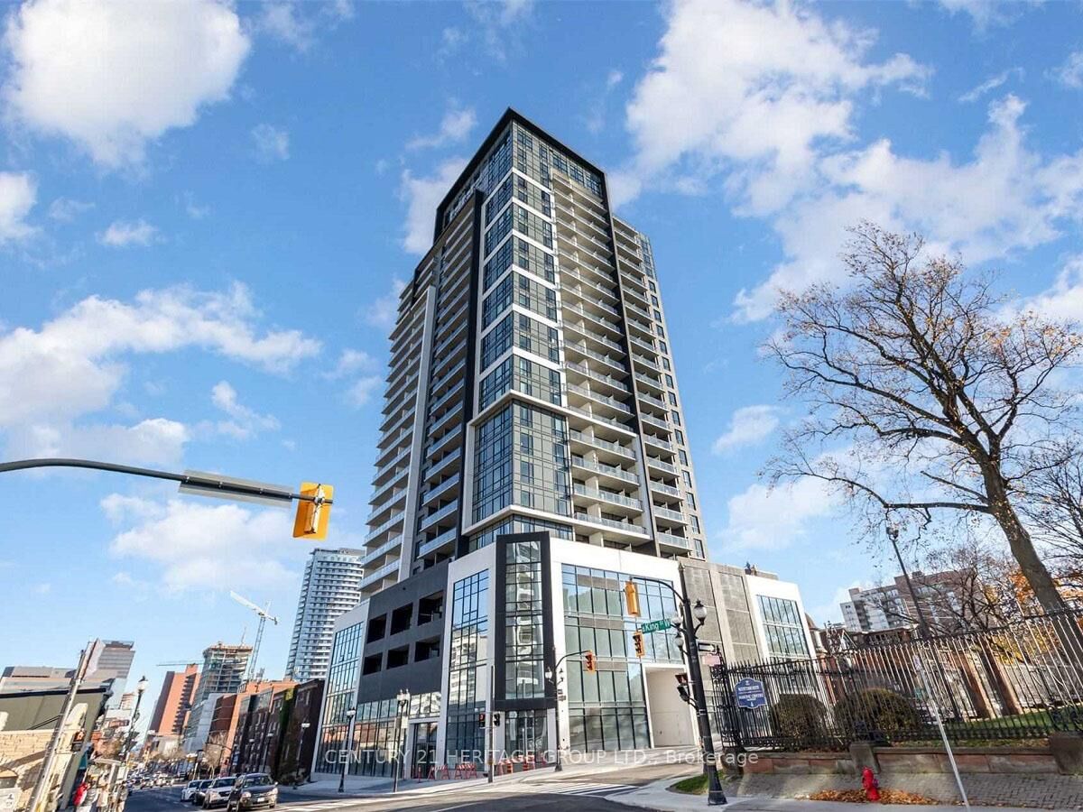 Photo de la propriété: 15 Queen Street S 1413 ON L8P 0C6