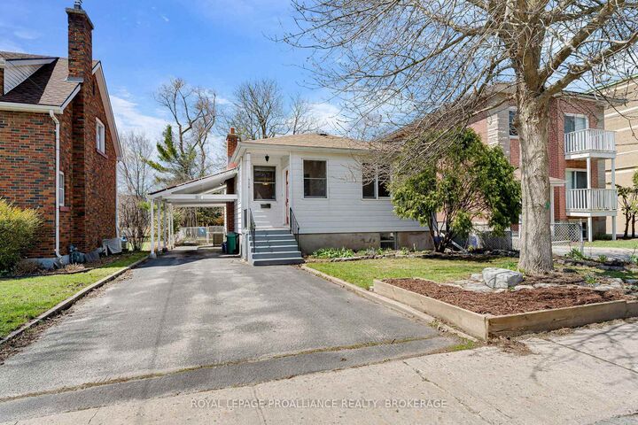 Property Photo: 524 College Street ON K7L 4M9