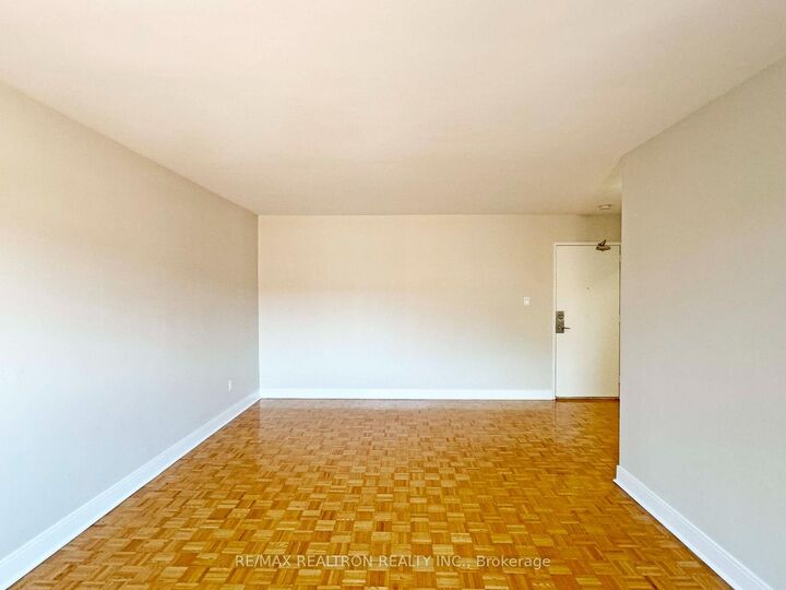 Property Photo:  1291 Bayview Avenue 506  ON M4G 2Z9 