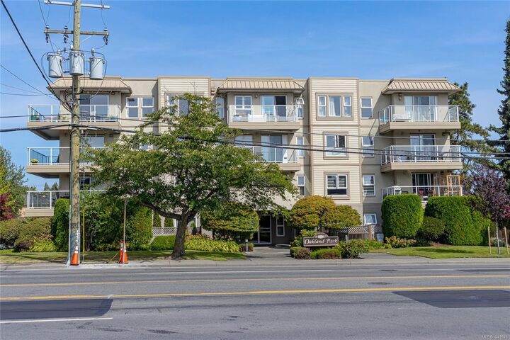 Property Photo:  1536 Hillside Ave #301  BC V8T 2C2 