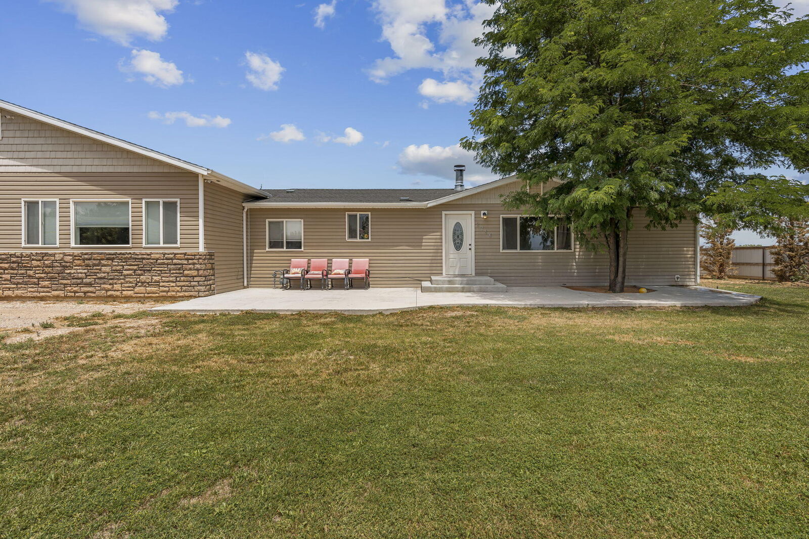 Property Photo: 2746 W 5325 N UT 84721