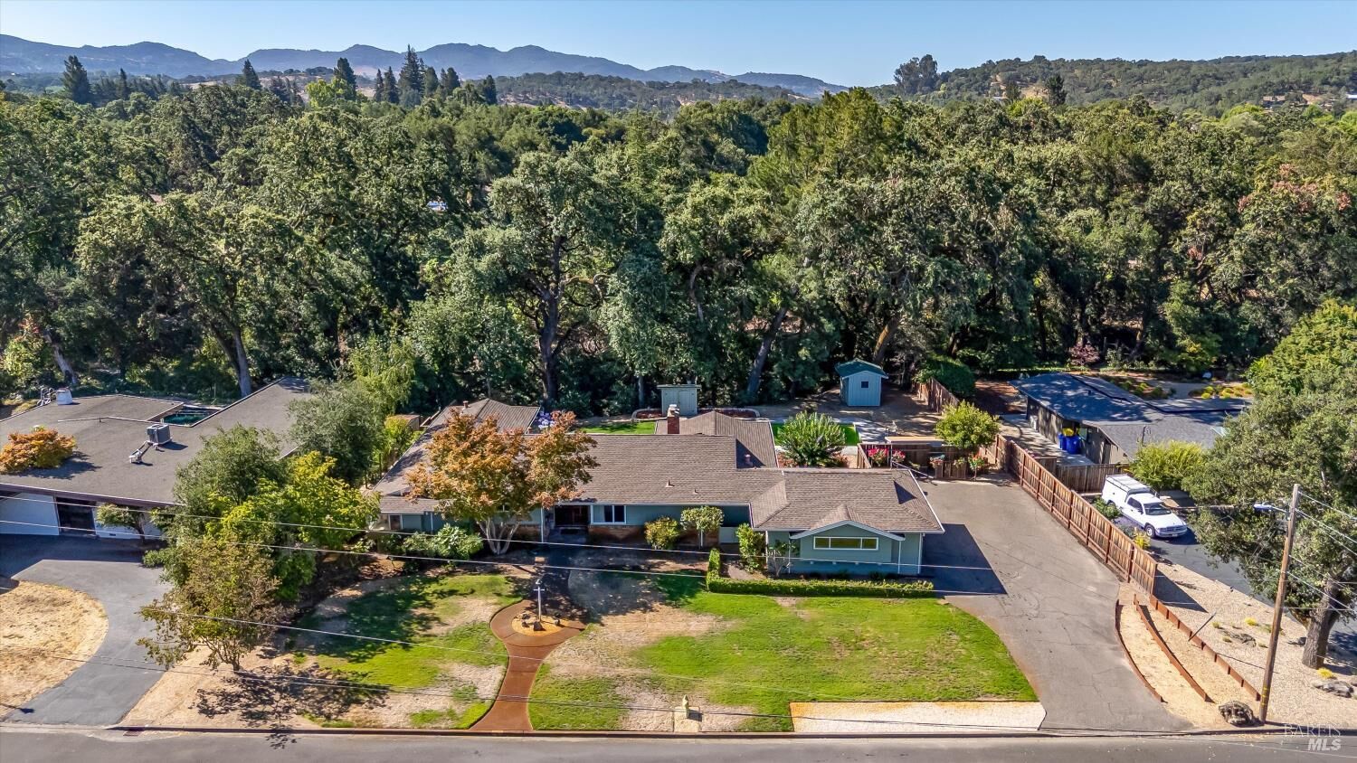 Property Photo: 1240 Arroyo Sarco Way CA 94558