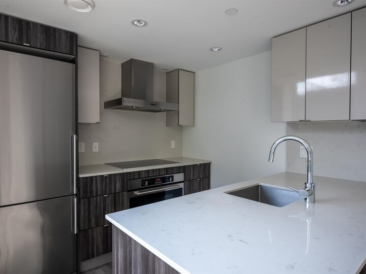 Property Photo:  1788 Columbia Street 706  BC V5Y 0L7 