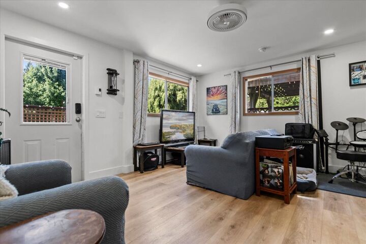 Property Photo: 8542 McCutcheon Avenue BC V2P 7K7