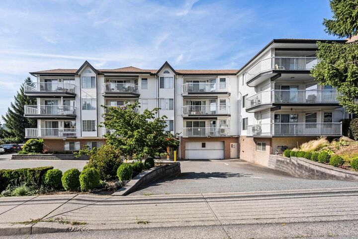 Property Photo:  33535 King Road 208  BC V2S 6Z5 
