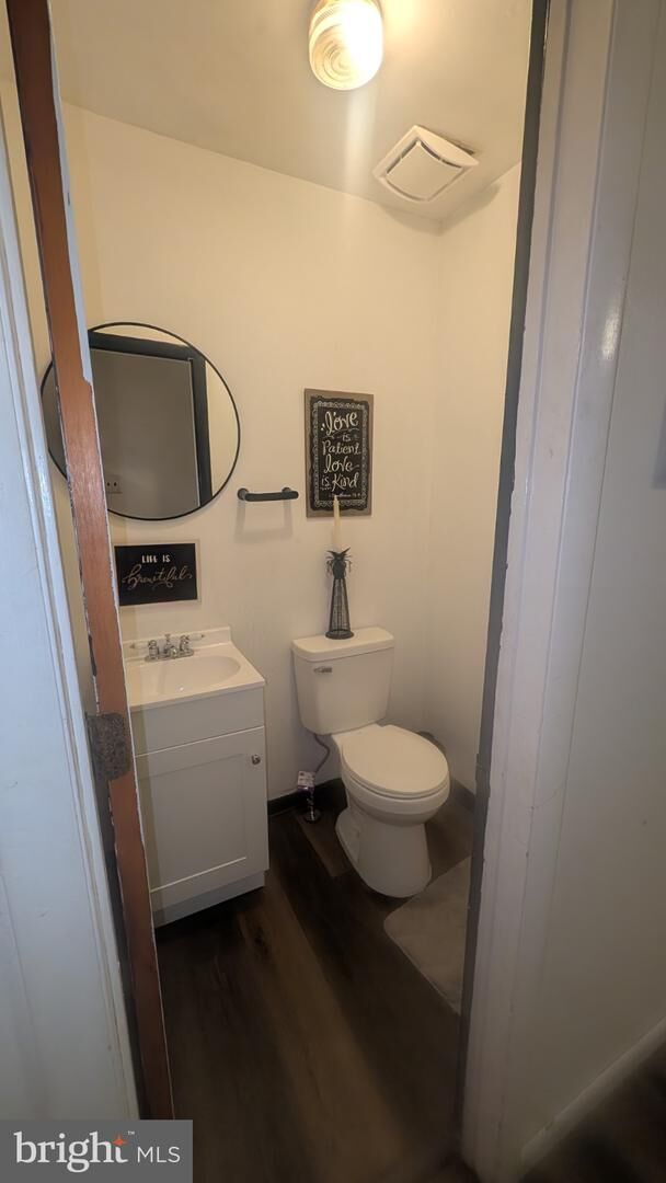 Property Photo: 1003 Walnut Estate PA 19464