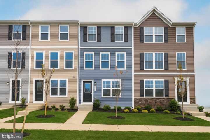Property Photo: 40 Democracy Mews 473 WV 25438