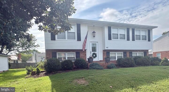 Property Photo: 801 Kilarney Drive VA 22407