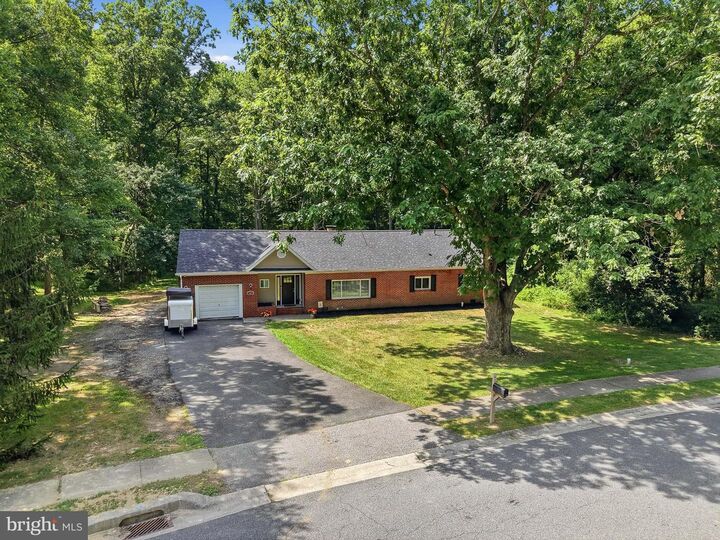Property Photo:  101 McCormick Boulevard  DE 19702 