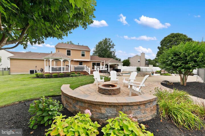Property Photo:  4 Castle Court  NJ 08620 