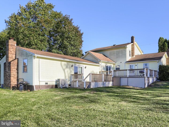 Property Photo:  1014 Pondtown Road  PA 17019 