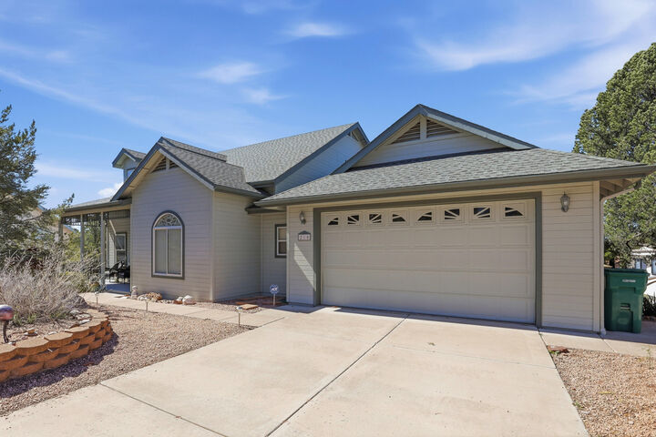 Property Photo:  210 N Stagecoach Pass  AZ 85541 