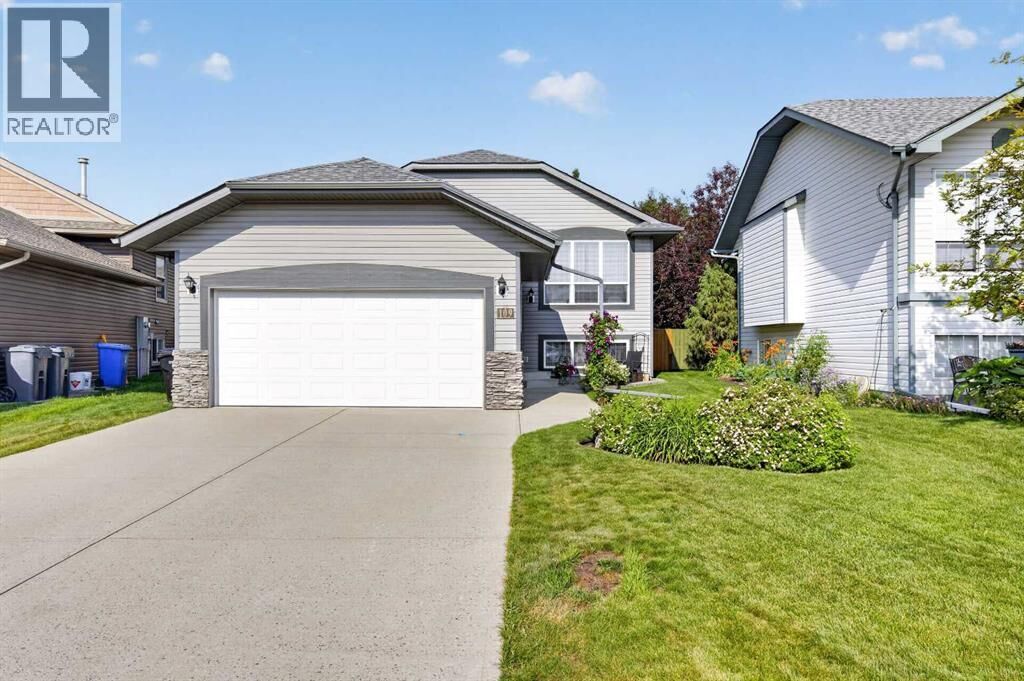 Property Photo: 109 Willow Green AB T4H 1Y8