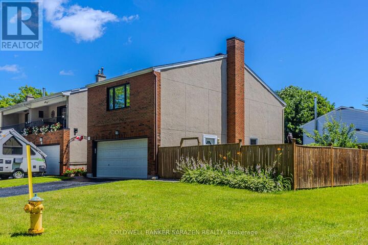 Property Photo:  34 Hobart Crescent  ON K2H 5S4 