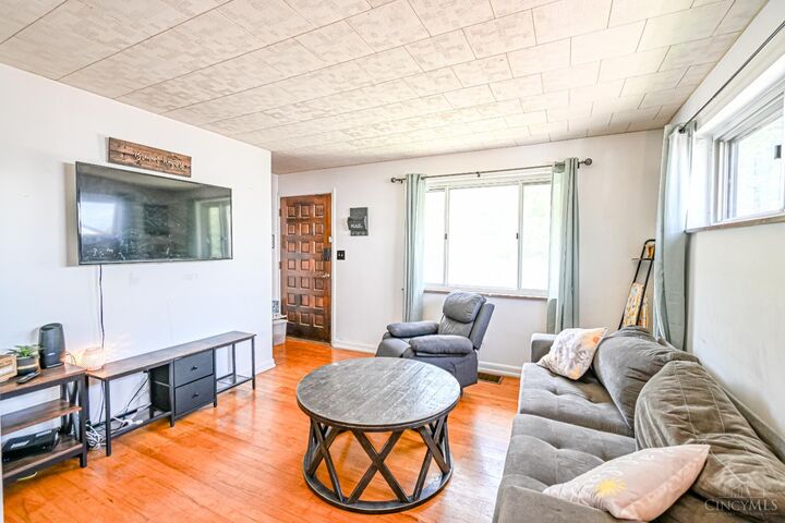 Property Photo:  5436 Delhi Road  OH 45238 