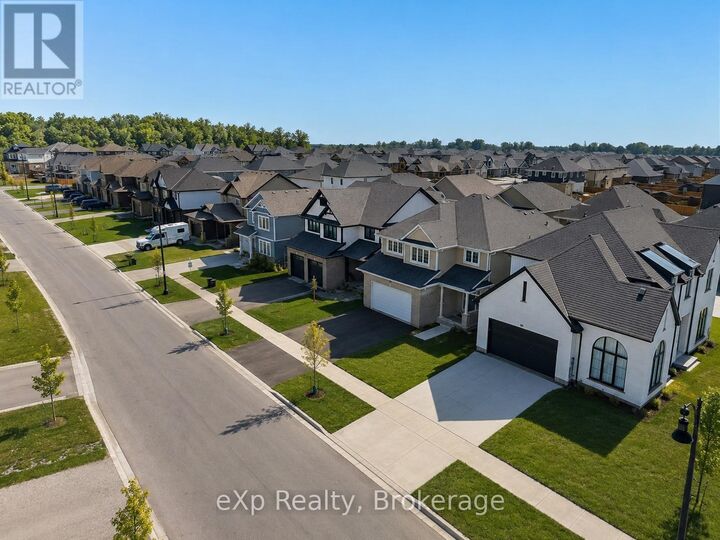Property Photo: 89 Acorn Trail ON N5R 0L8