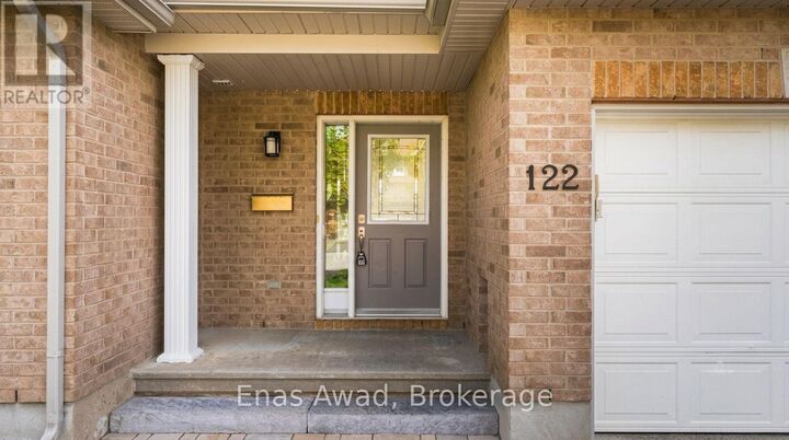 Property Photo:  122 Talltree Crescent  ON K2S 0B1 