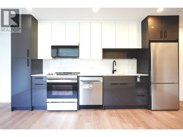 Property Photo: 1361 Belaire Avenue BC V1Y 0P7