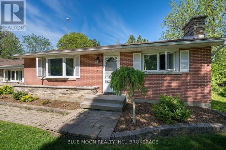 Property Photo: 2545 Leeman Road ON K0H 1M0