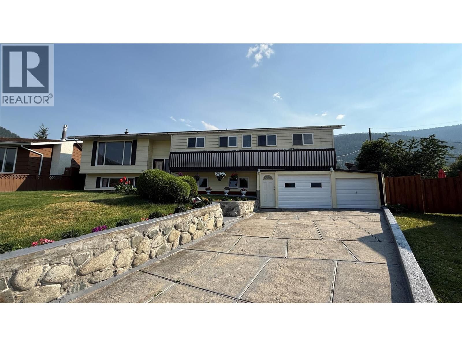 Property Photo: 1705 Slocan Crescent BC V1L 5V6