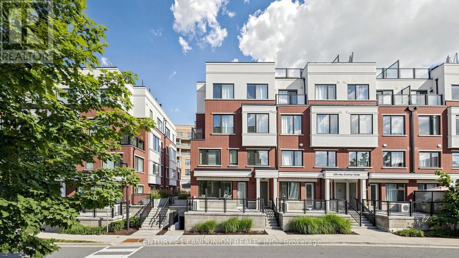 Property Photo:  600 Alex Gardner Circle 107  ON L4G 3G5 