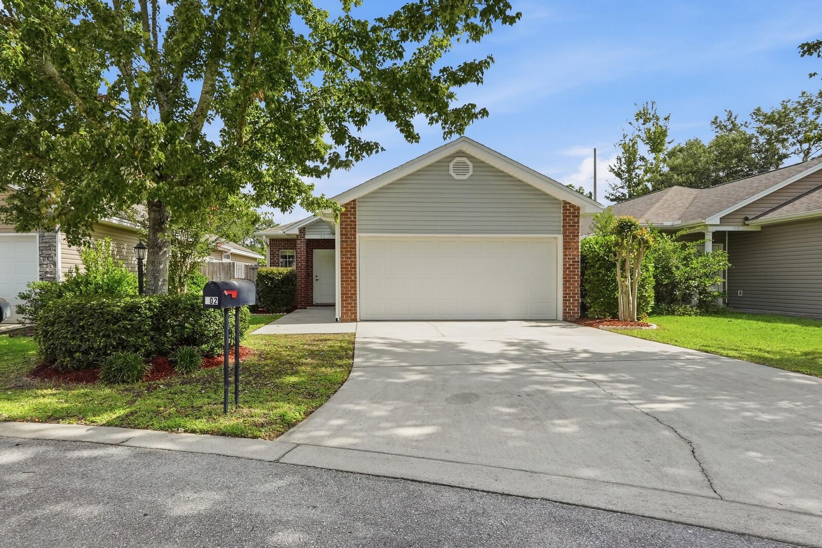 Property Photo: 102 Matt Boulevard FL 32578