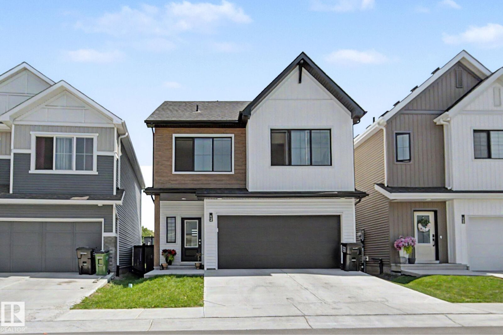 Property Photo: 905 172 Street SW 12 AB T6W 3V5