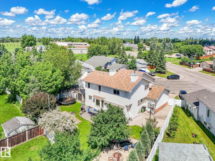 Property Photo: 2824 37 Street NW AB T6L 6G4