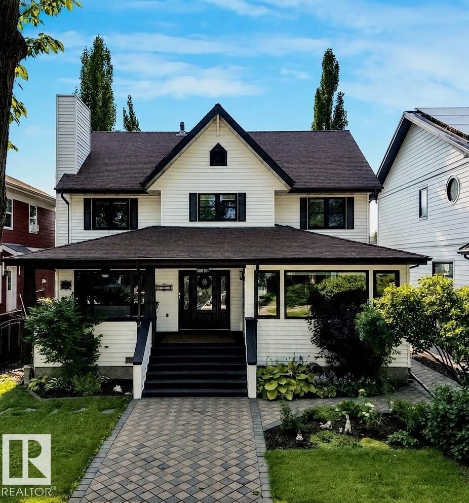 Property Photo:  10974 126 Street NW  AB T5M 0P5 