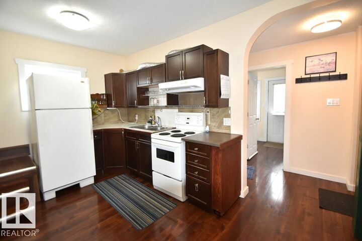 Property Photo:  4917 49 Street  AB T0A 2W0 