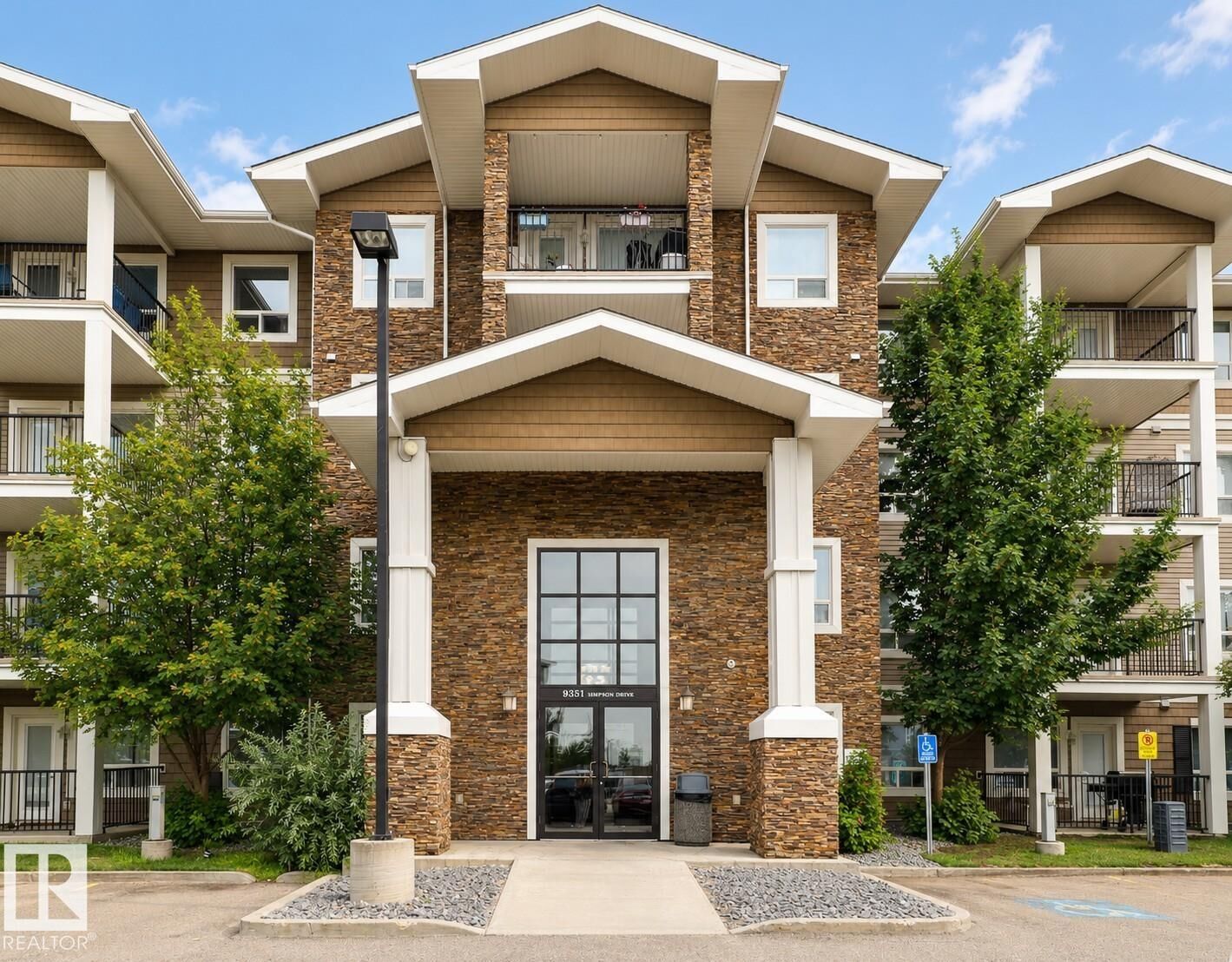 Property Photo:  9351 Simpson Drive NW 3303  AB T6R 0N4 