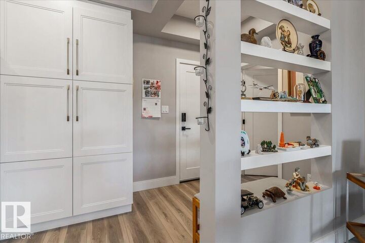 Property Photo:  7463 May Common NW 428  AB T6R 0X1 