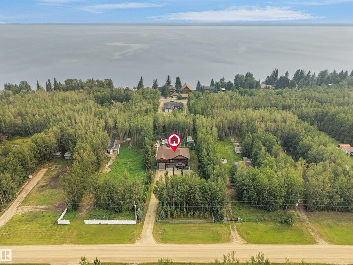 Property Photo: 462054 Rge Road 11 128 AB T0C 2V0